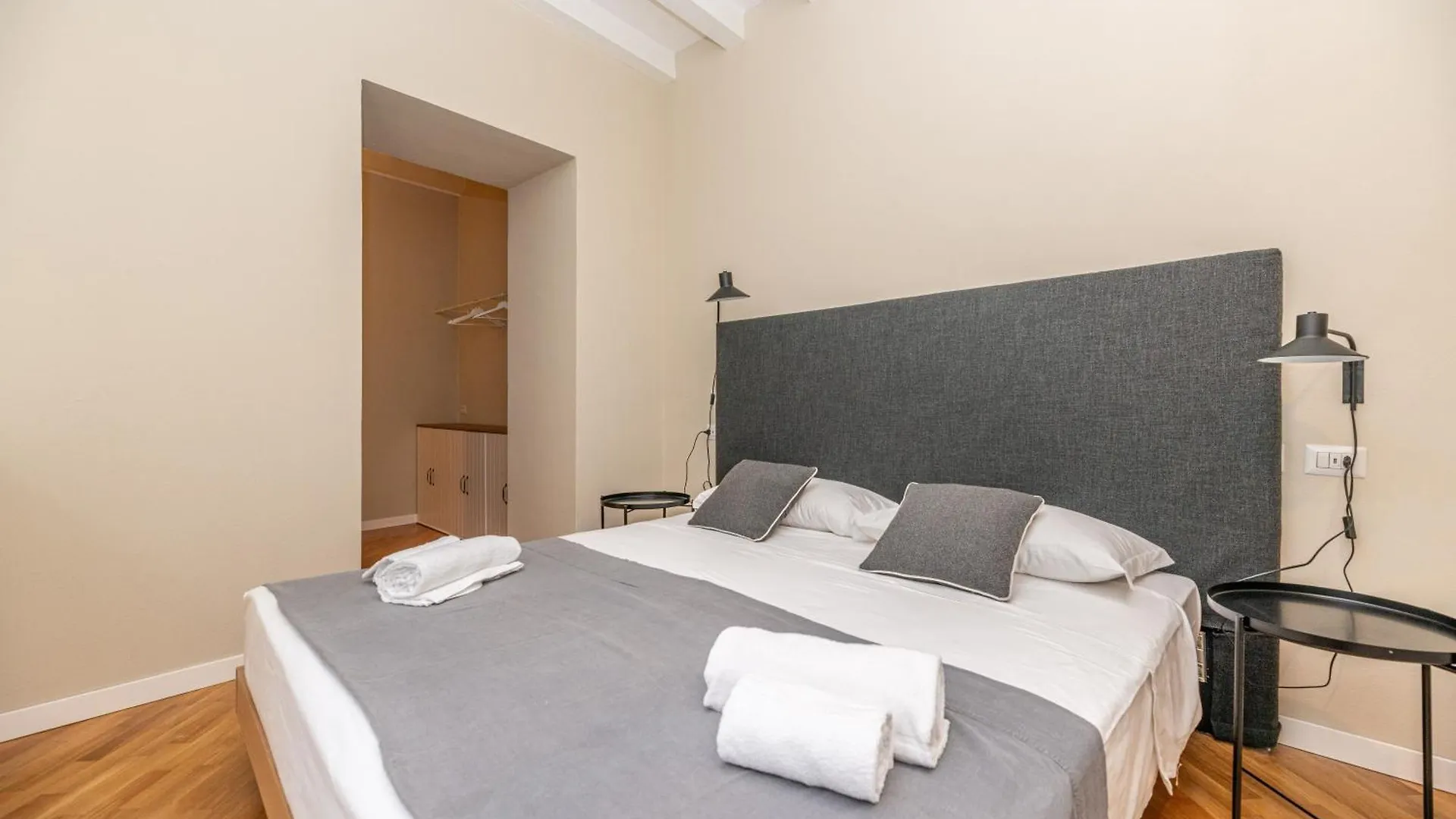 Historical Center Brand New Gem Apartment Como Italy