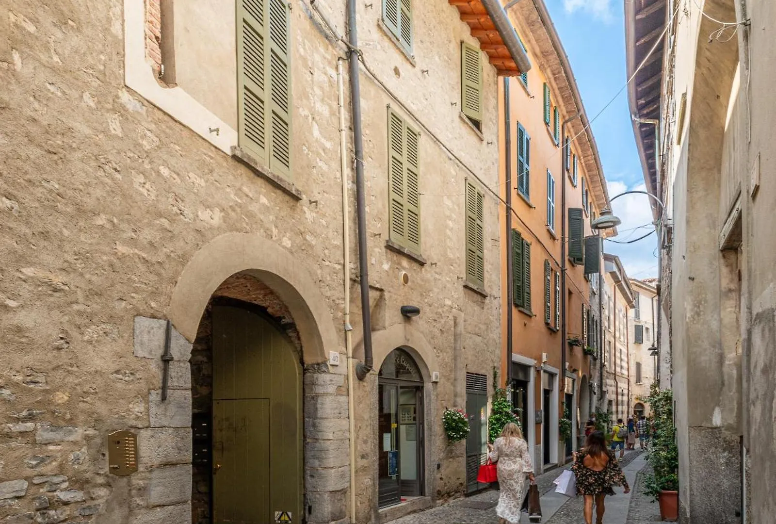 Historical Center Brand New Gem Apartment Como