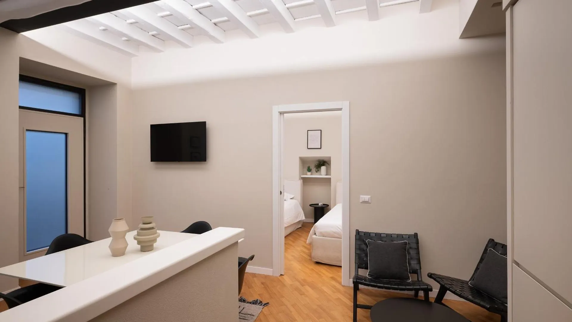Historical Center Brand New Gem Apartment Como